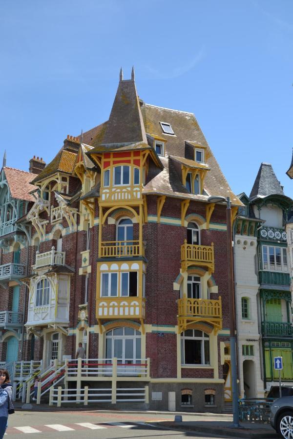 B&B Hotel Le Treport Friville Exterior foto